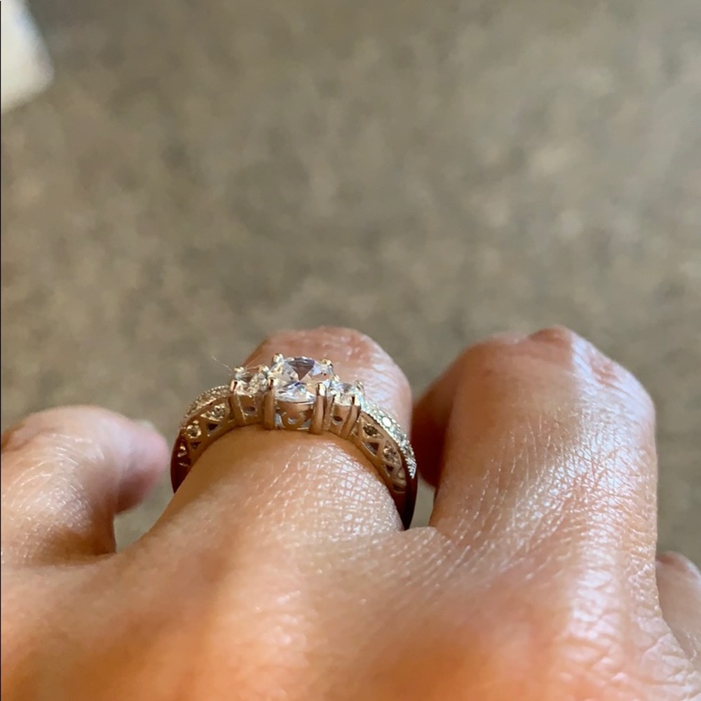 0.50ct Oval cut Engagement Ring Promise Ring - Picture 2 of 12